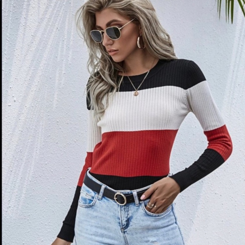 Color Block Sweater - Picture 4 of 9